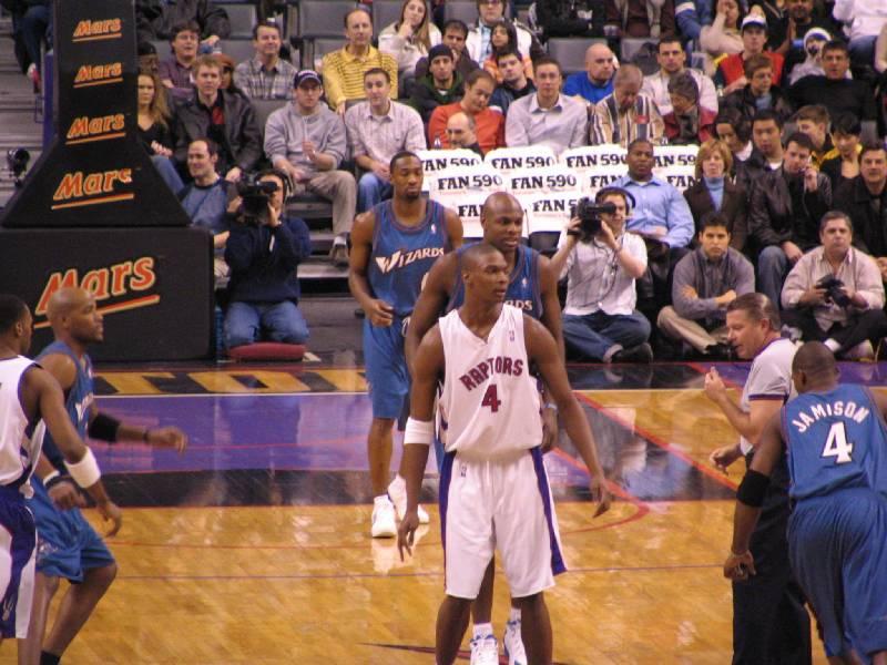 Raptors - 02.04.2005 025.jpg